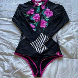 Bodyglove One piece Rashguard